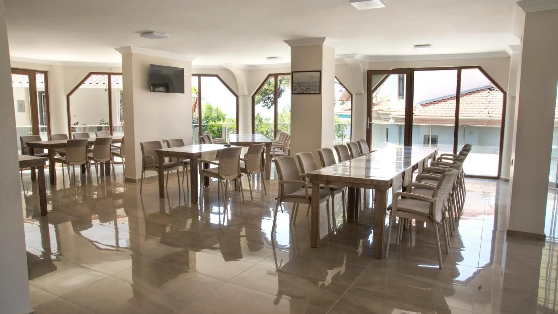 Yasemin Hotel Özdere
